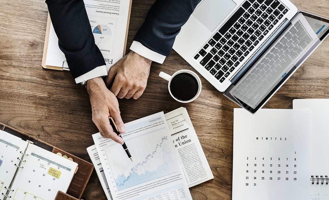 When To Look For a Portfolio Manager?